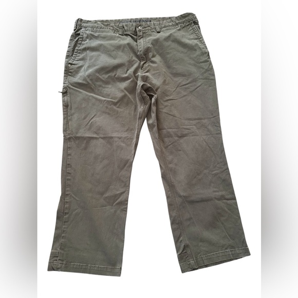 Duluth Trading Pants Flex Ballroom Khakis Mens 42x28 Olive Green Work Outdoors - Picture 1 of 6